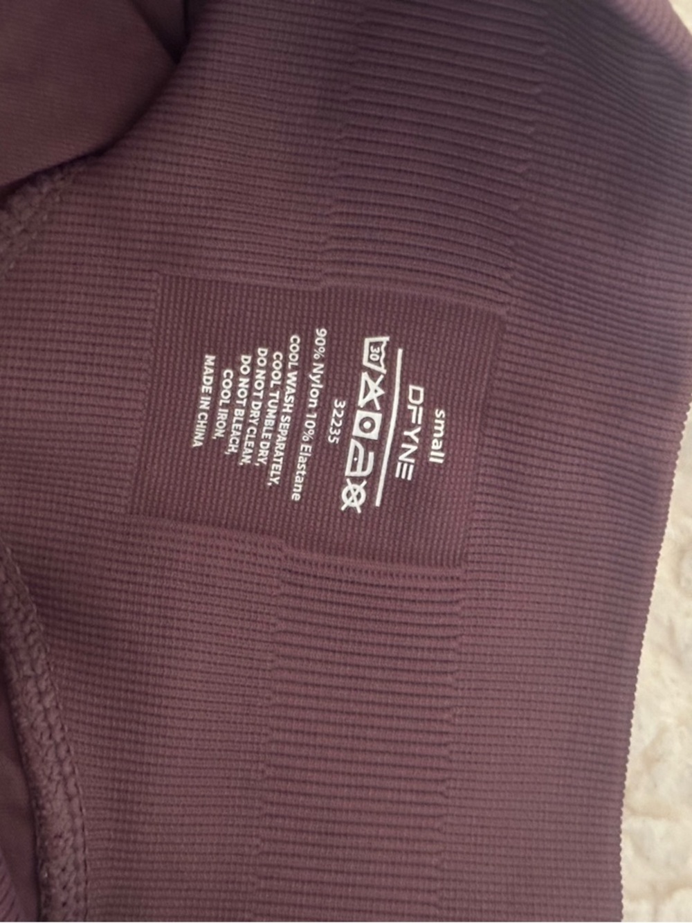 DFYNE Impact Bandeau, Bike Shorts, & Leggings Set in Small, Shade: Grape - Picture 8 of 15